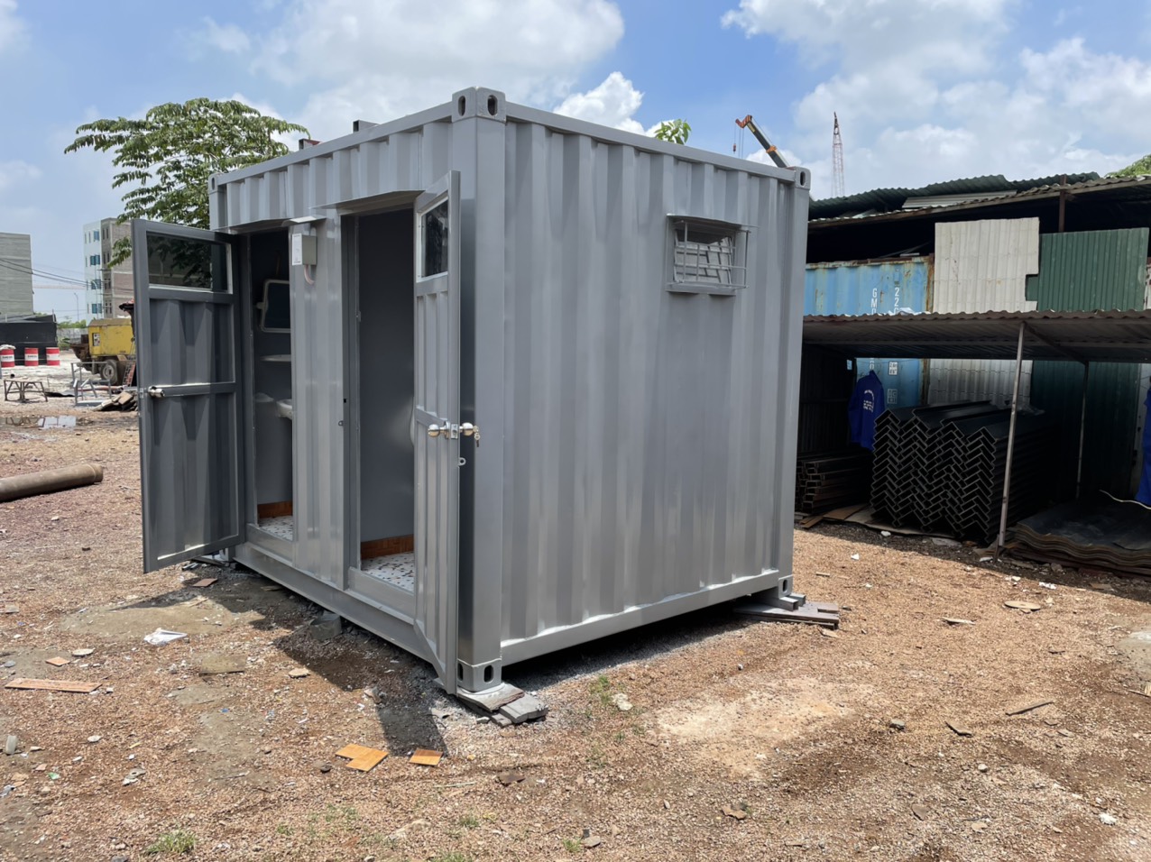  Container Toilet 10 feet